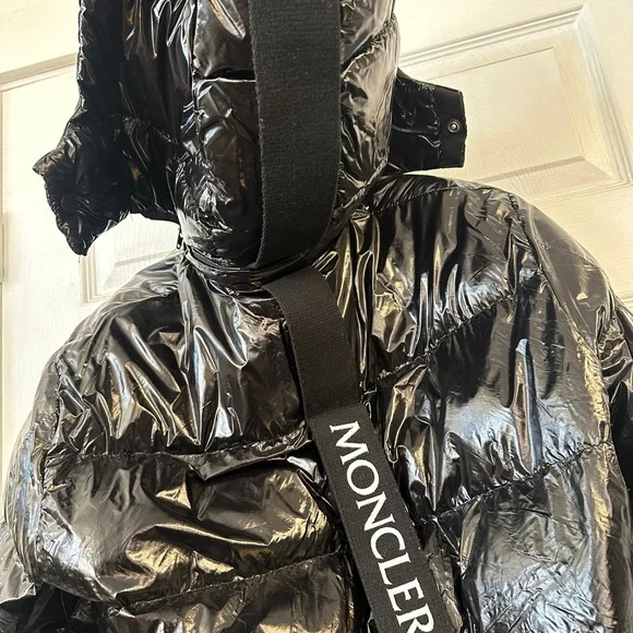 Moncler Preloved Coat with flaws